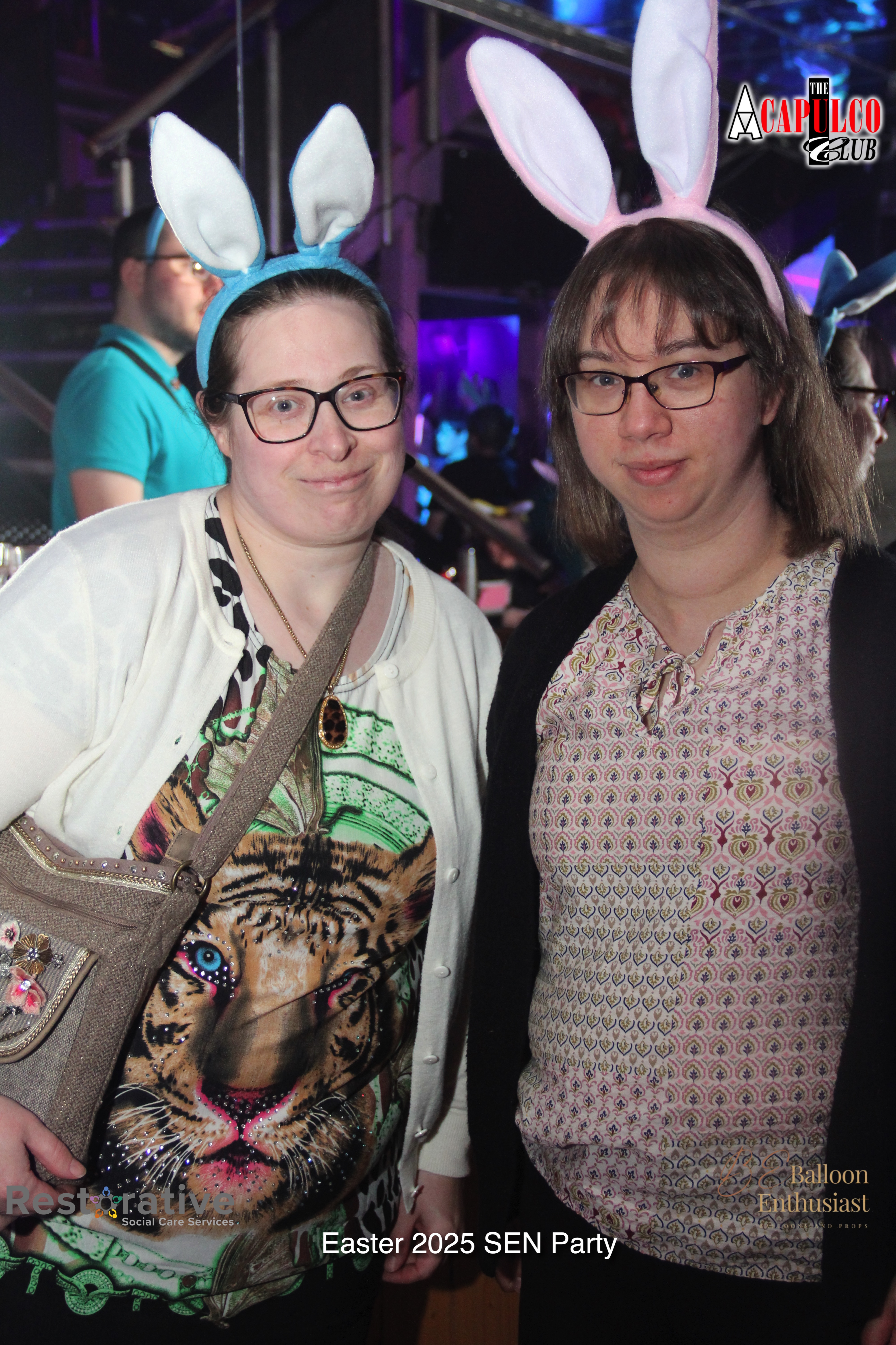 Sen Night Photos at Acapulco Easter / Easter Party