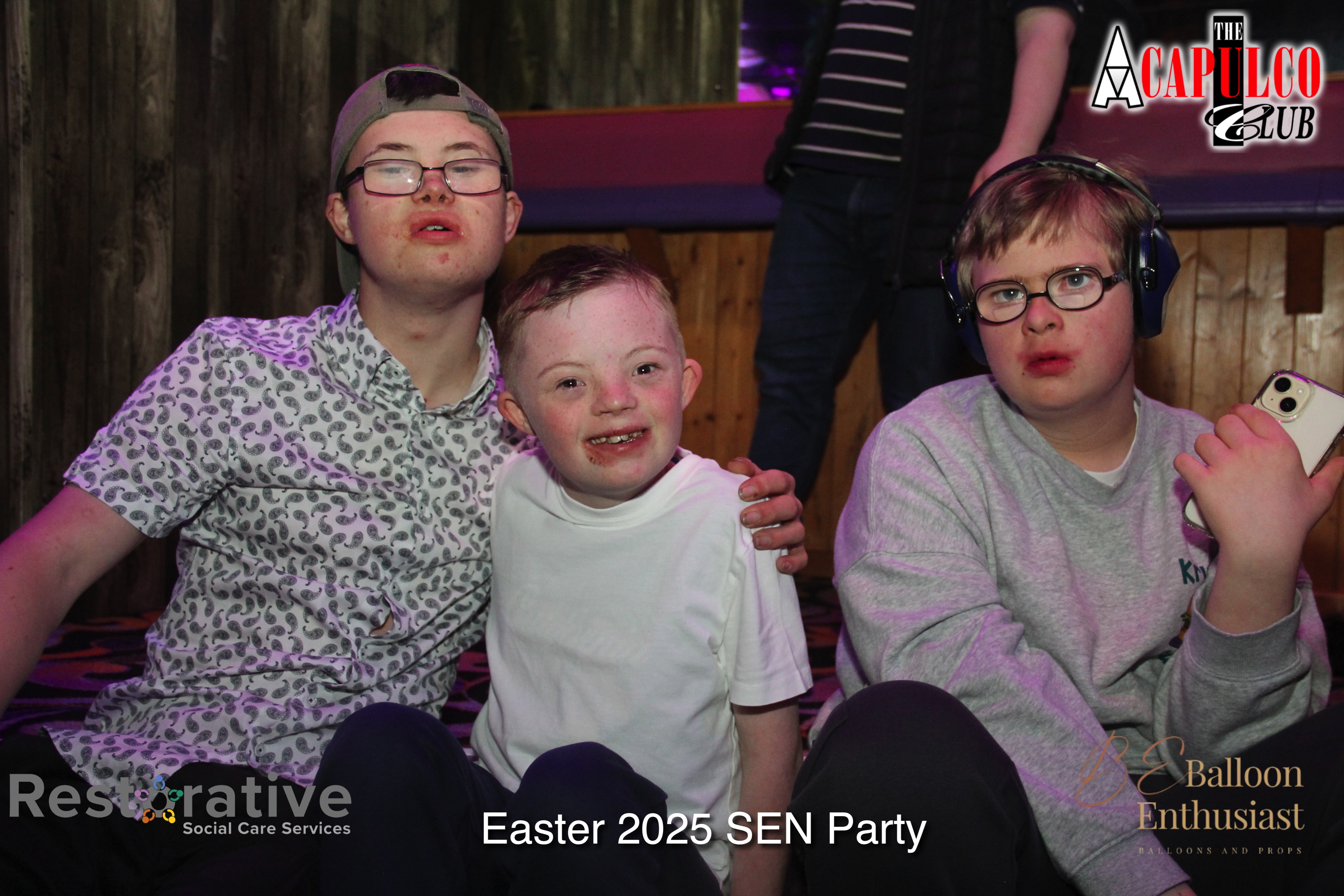 Sen Night Photos at Acapulco Easter / Easter Party