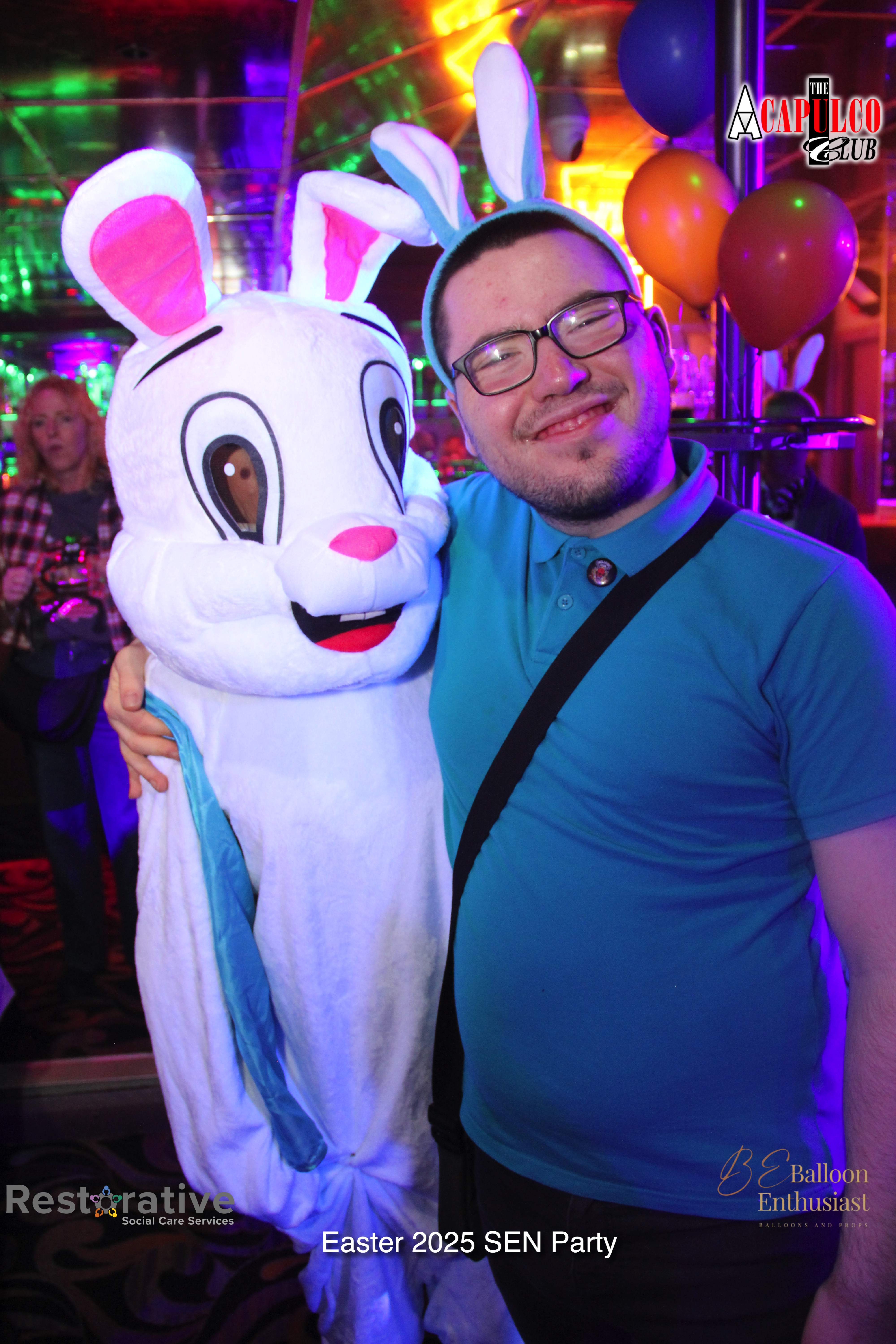 Sen Night Photos at Acapulco Easter / Easter Party