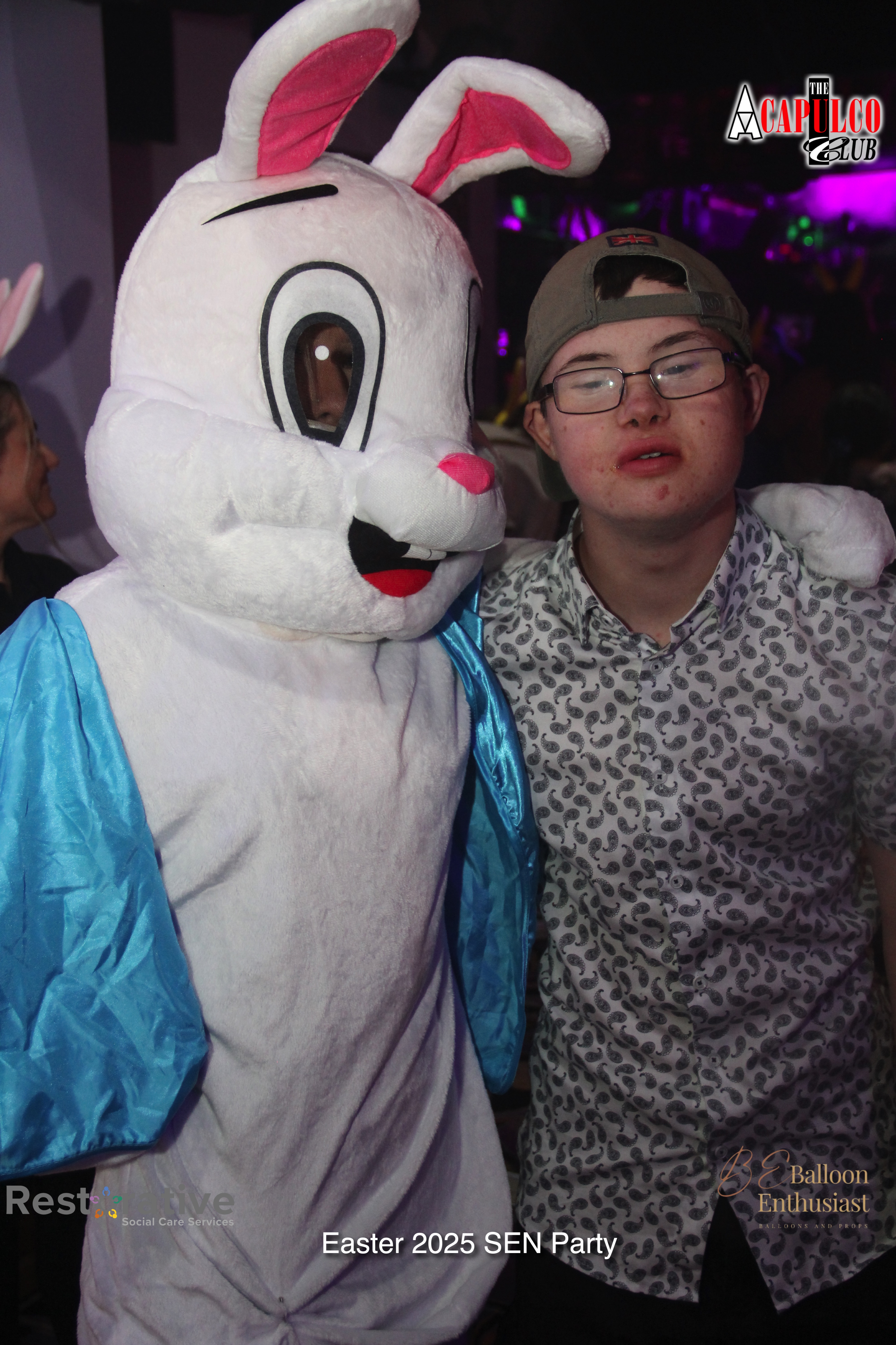 Sen Night Photos at Acapulco Easter / Easter Party