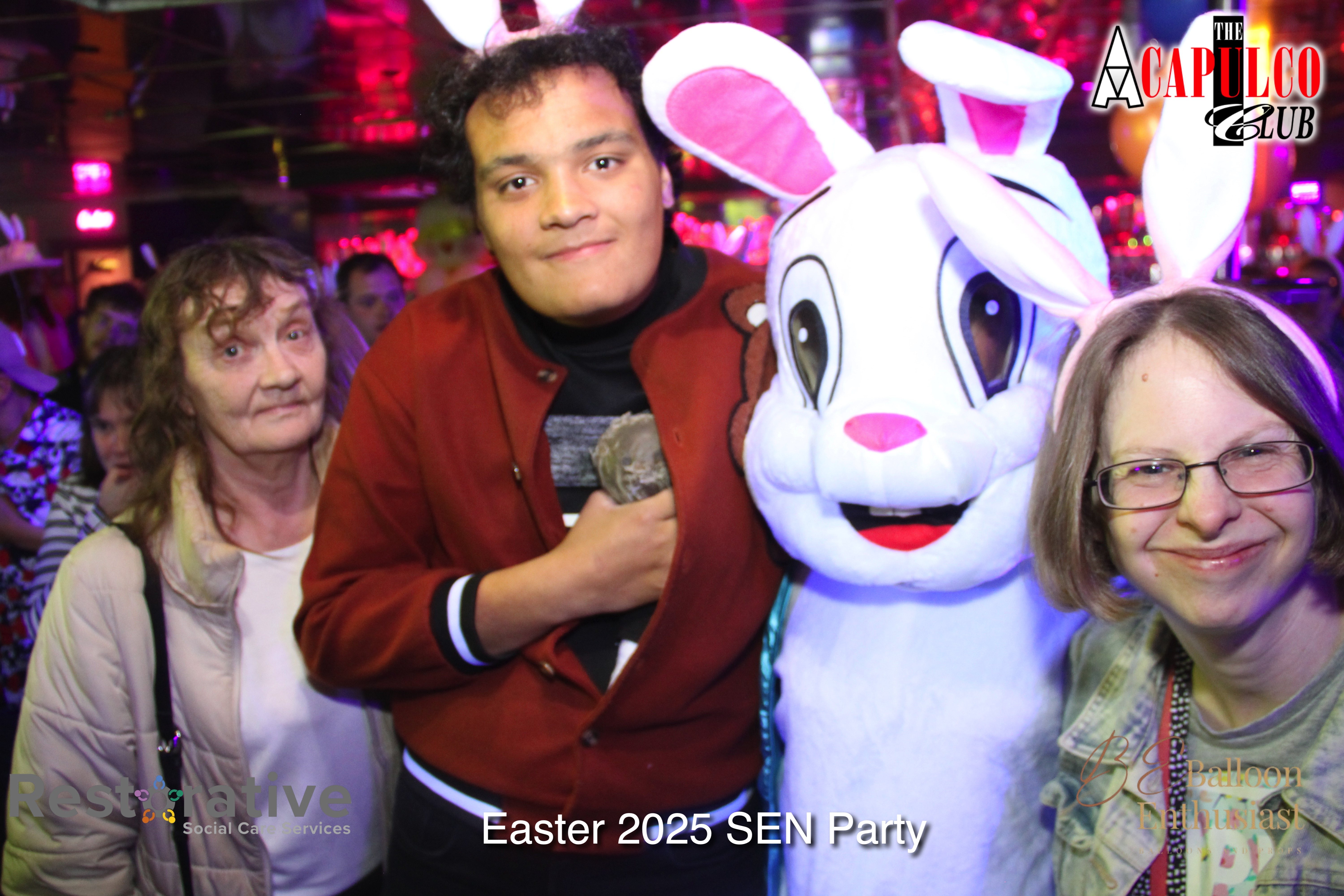 Sen Night Photos at Acapulco Easter / Easter Party