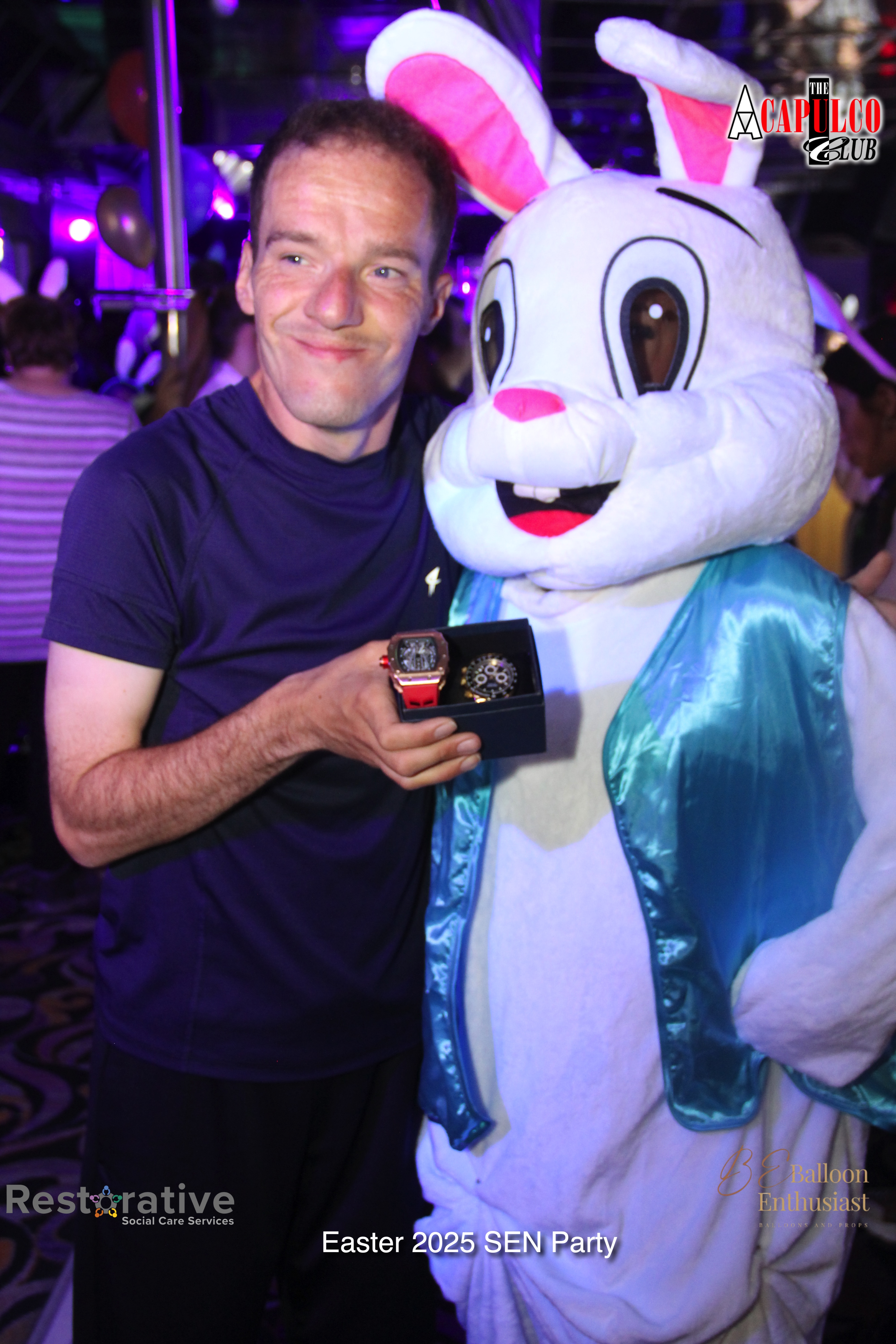 Sen Night Photos at Acapulco Easter / Easter Party
