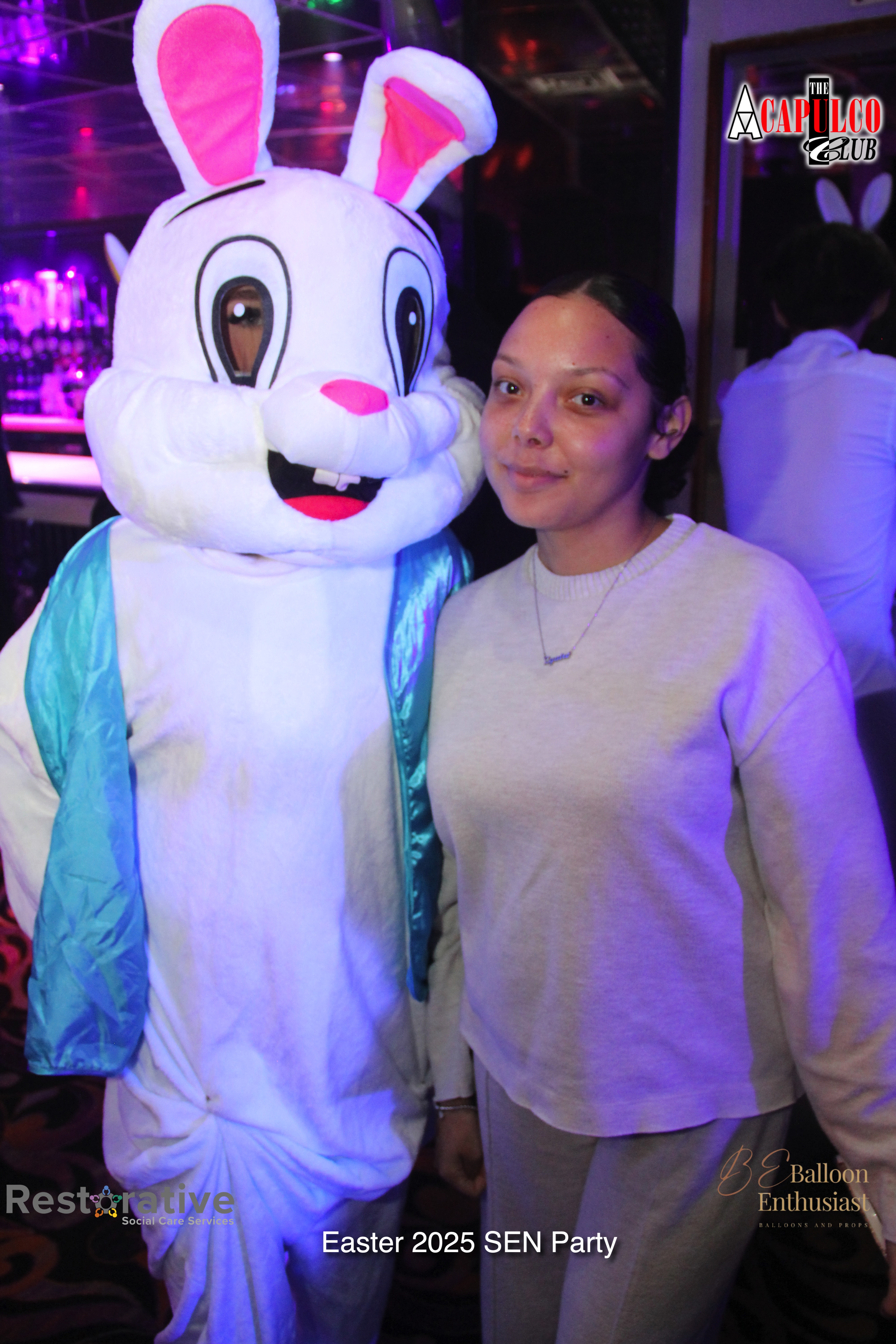 Sen Night Photos at Acapulco Easter / Easter Party