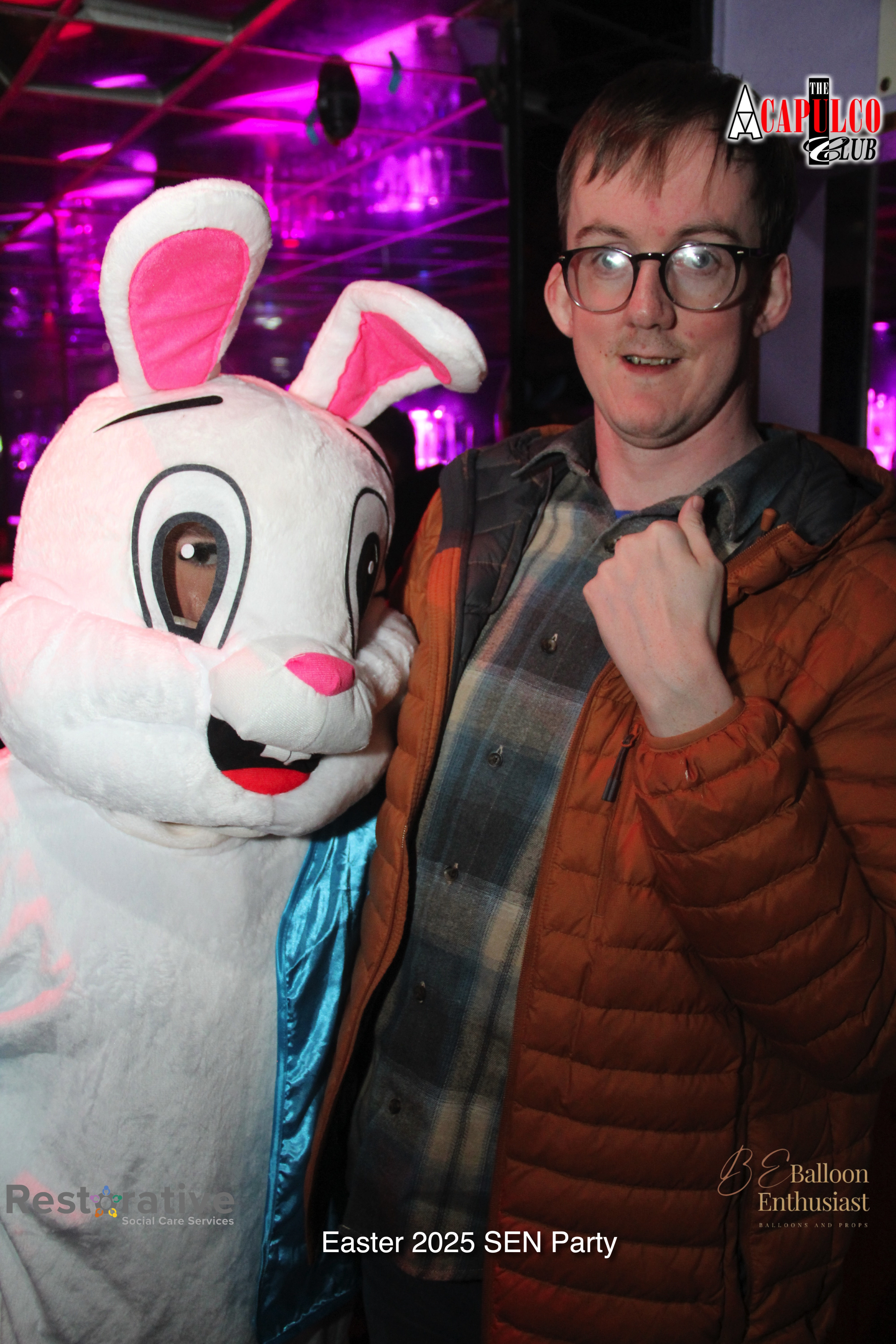 Sen Night Photos at Acapulco Easter / Easter Party