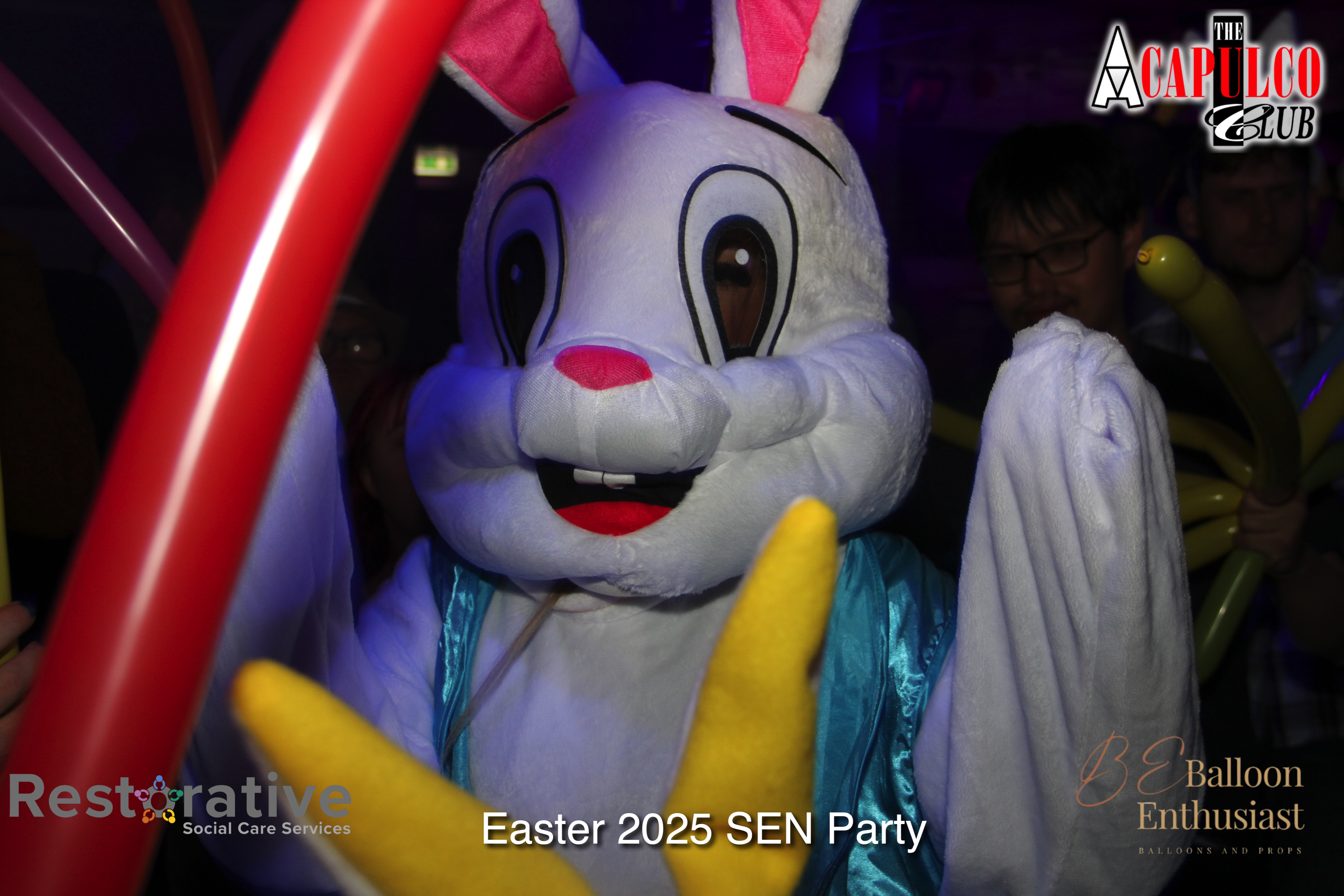 Sen Night Photos at Acapulco Easter / Easter Party
