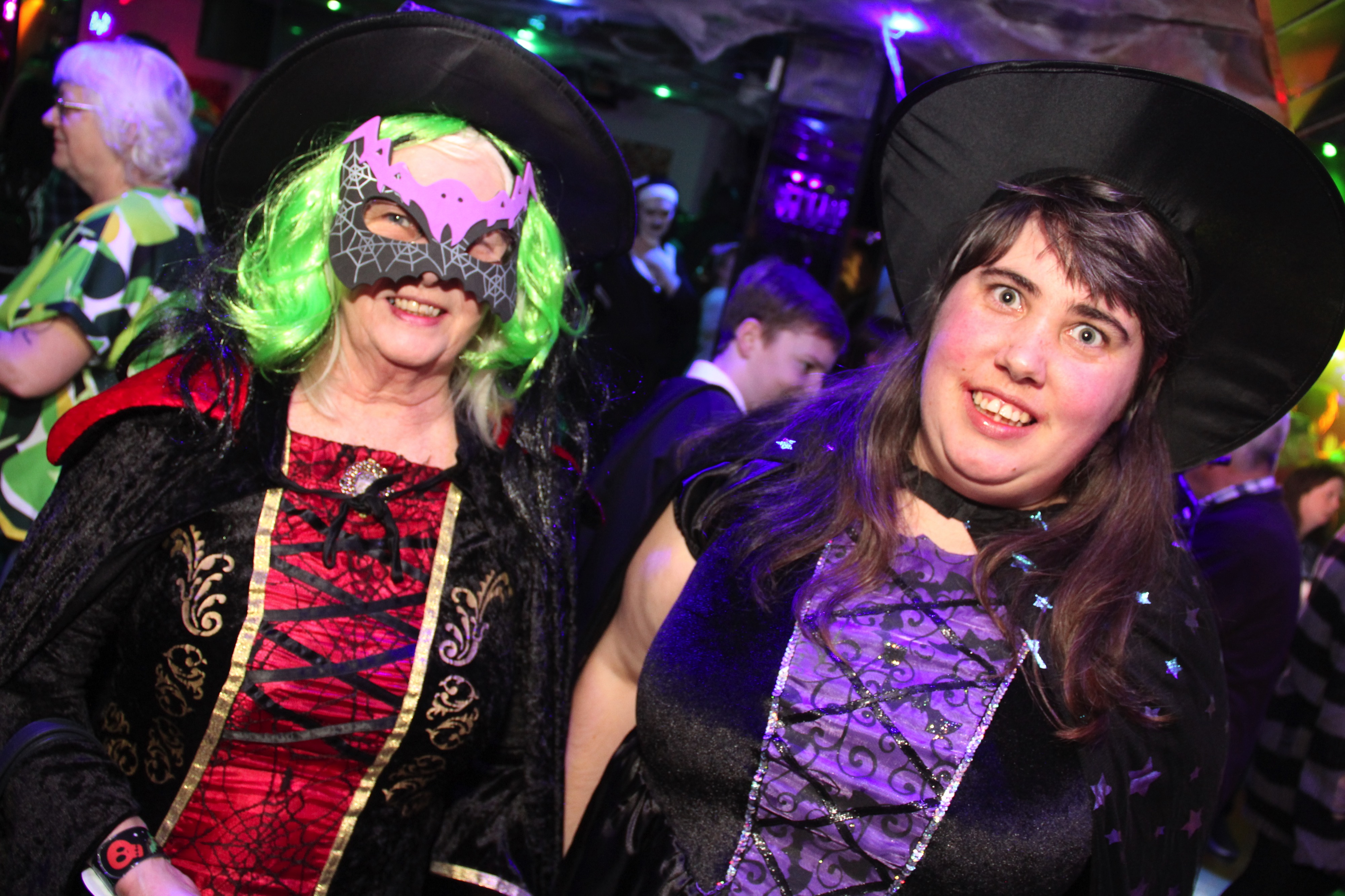 Sen Night Photos at Acapulco Halloween Party