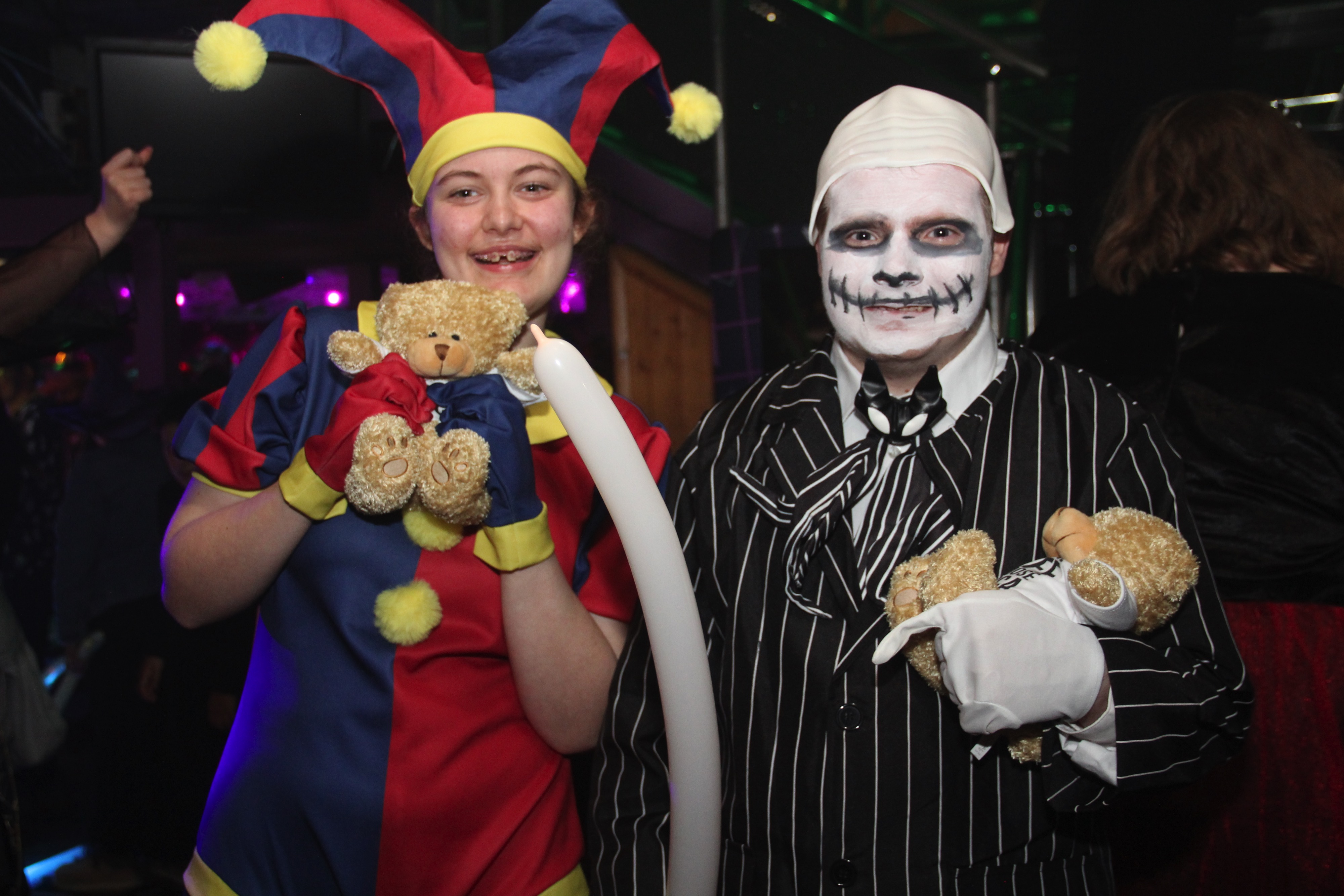 Sen Night Photos at Acapulco Halloween Party